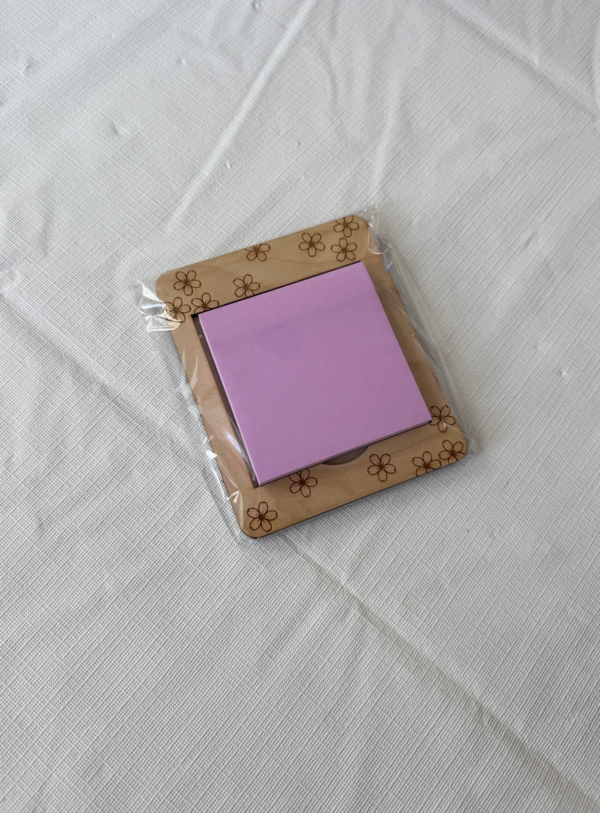 Sticky Note Holder - Lei/Flower Edition